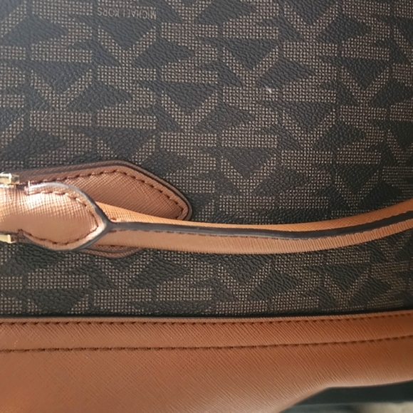 Michael Kors Brown and Tan Structured Tote Bag - Picture 6 of 7